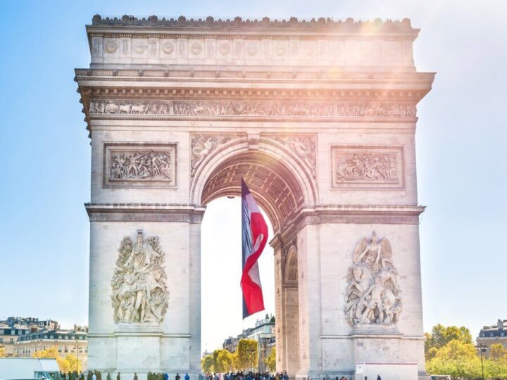 Co przywieźć z Francji – najlepsze pamiątki i prezenty