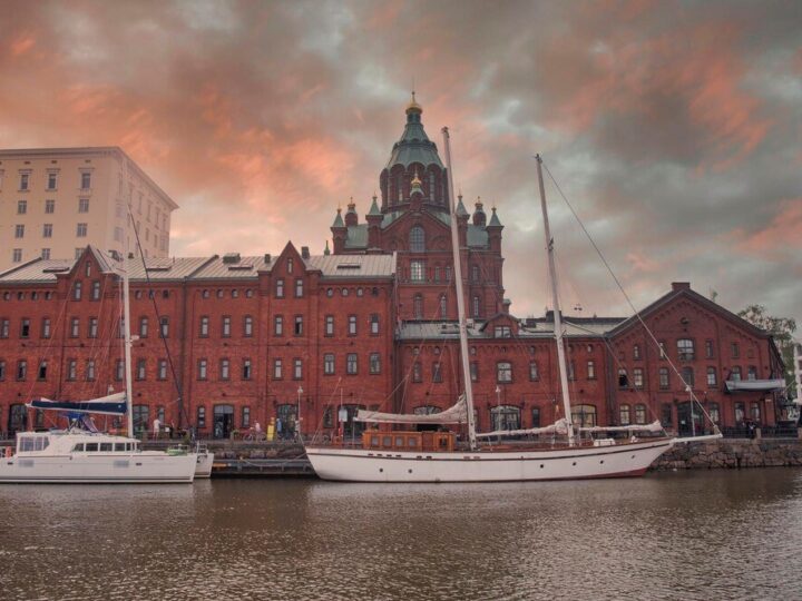 Co zjeść w Sztokholmie – przewodnik kulinarny